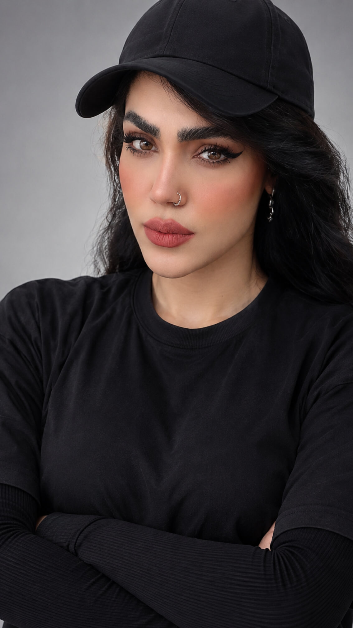 دنیا باباعلیا